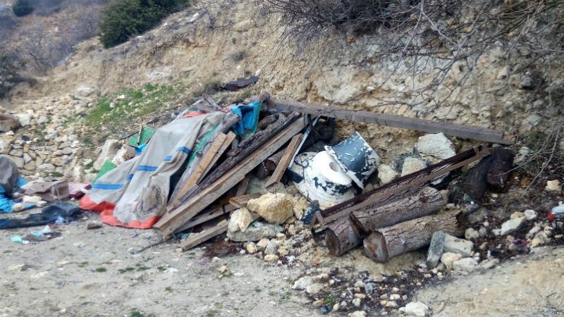 Гори сміття і зруйновані пляжі: в мережі показали нові фото з окупованого Криму