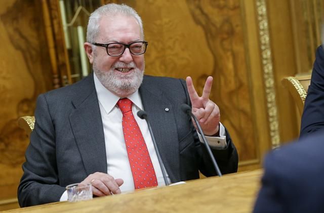 Президентом ПАСЕ вновь стал сторонник России Президентом ПАСЕ вновь стал сторонник России