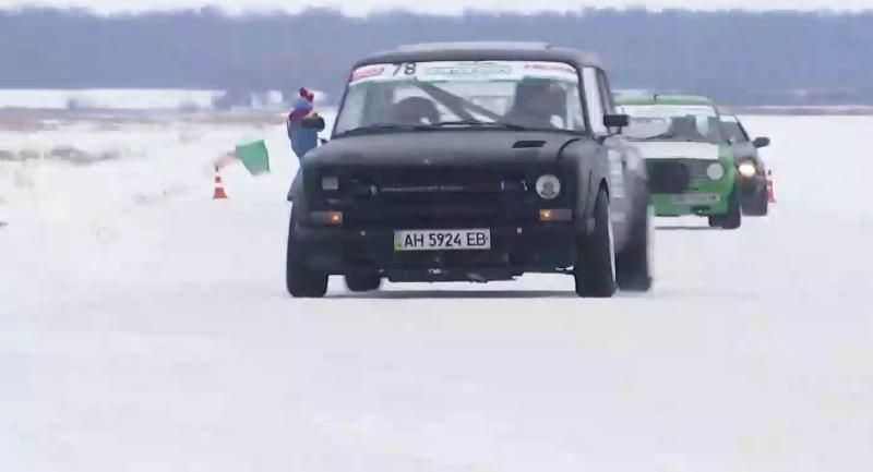 Как прошел первый в Украине чемпионат по зимнему дрифту Как прошел первый в Украине чемпионат по зимнему дрифту