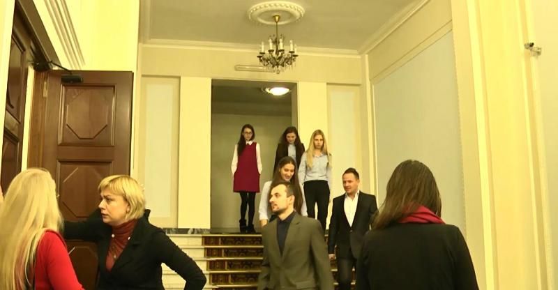 60 специалистов различных отраслей полгода стажироваться в Верховной Раде. 60 специалистов различных отраслей полгода стажироваться в Верховной Раде.