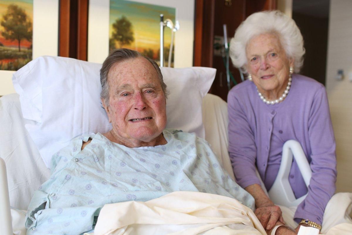 Буш поделился милым фото из больницы