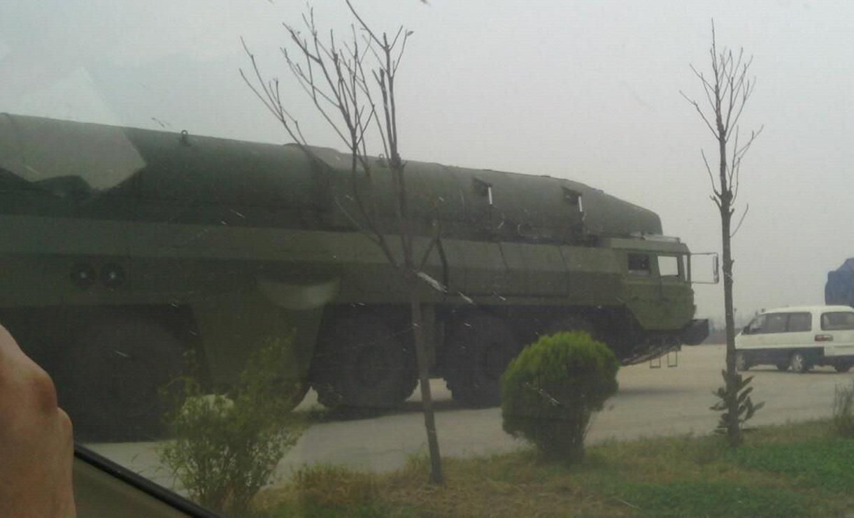 Китай разместил баллистические ракеты на границе с Россией Китай разместил баллистические ракеты на границе с Россией