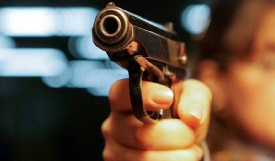 Неизвестные выстрелили в маленького ребенка в Днепре