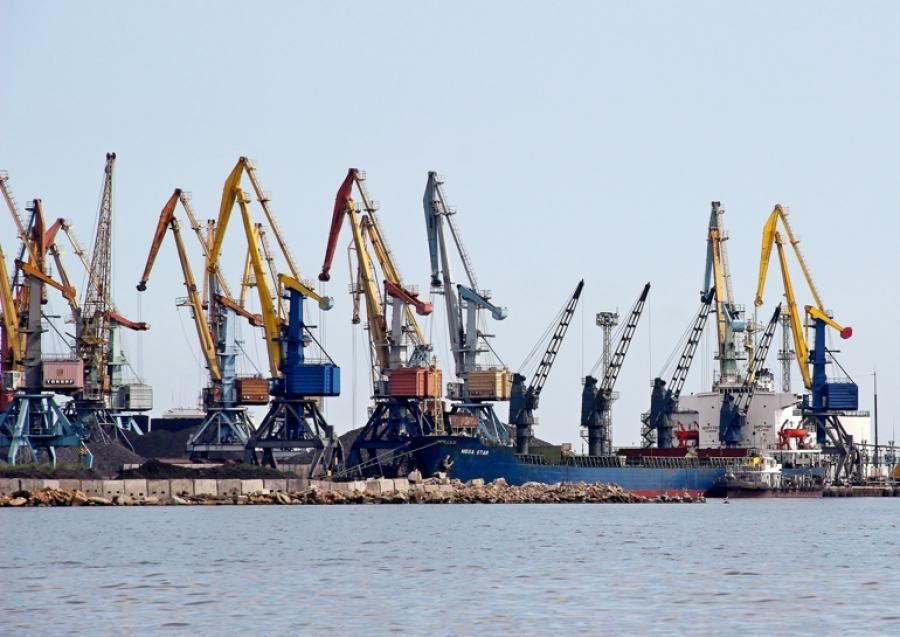 Дії чиновників Мінінфраструктури та АМПУ призвели до збитків на 21 млн грн
