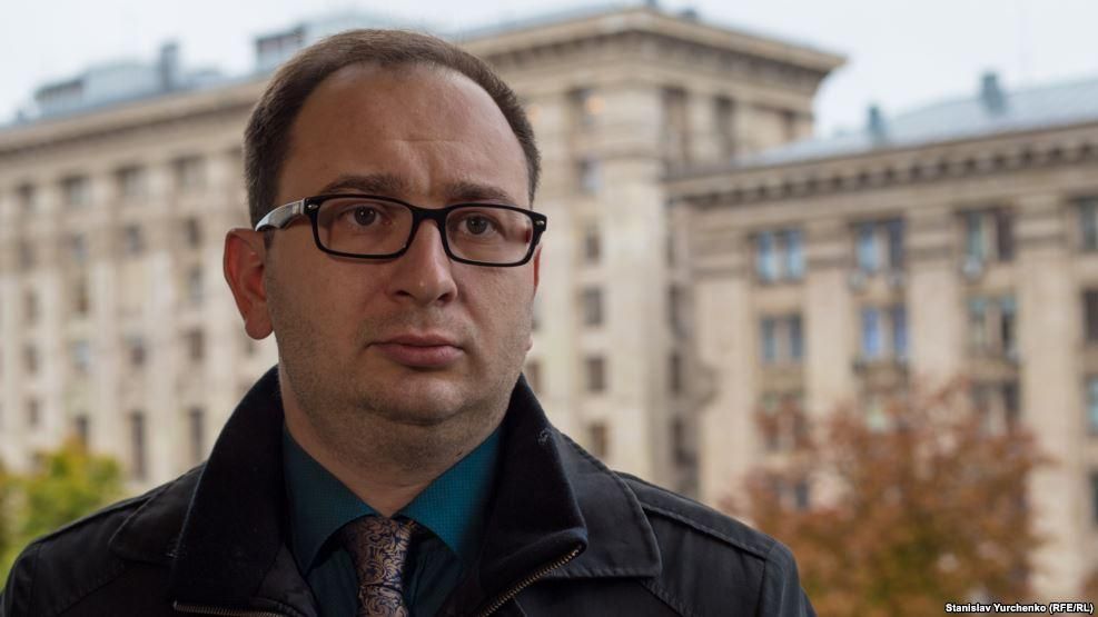 ФСБ затримала у Криму адвоката Полозова, – журналіст