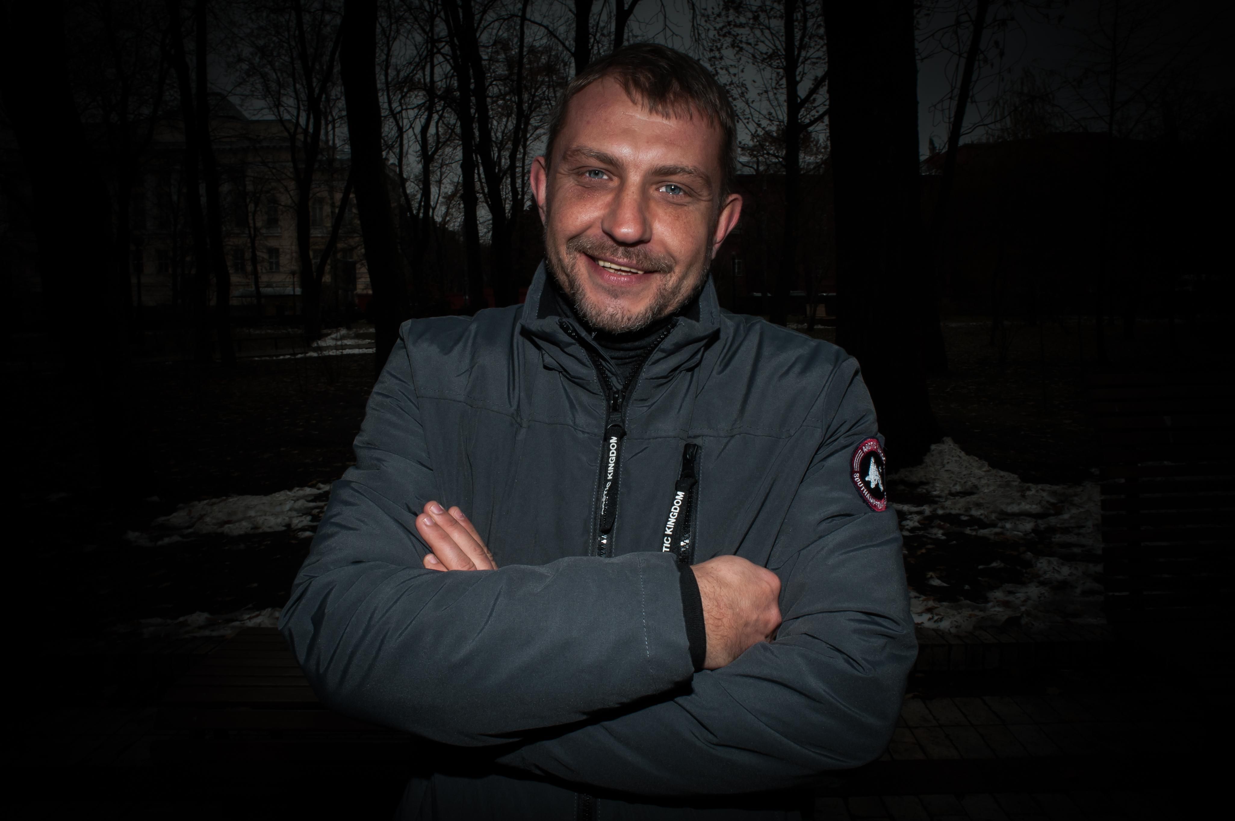 Разведчик из Крыма: На Донбассе приходилось вести разведку против своих же - 25 января 2017 - Телеканал новин 24 Разведчик из Крыма: На Донбассе приходилось вести разведку против своих же - 25 января 2017 - Телеканал новин 24