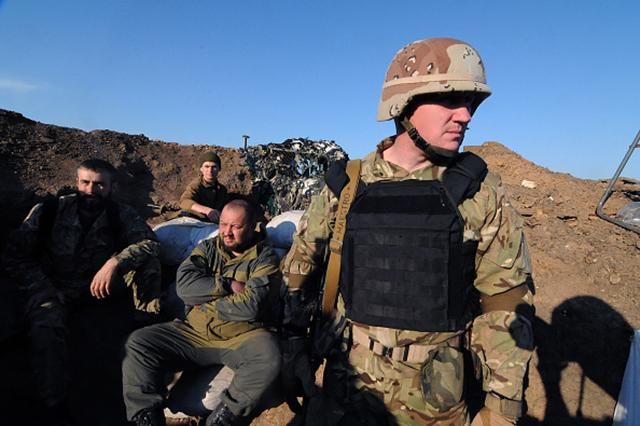 Захисник України отримав поранення від бойовиків на Донбасі Захисник України отримав поранення від бойовиків на Донбасі