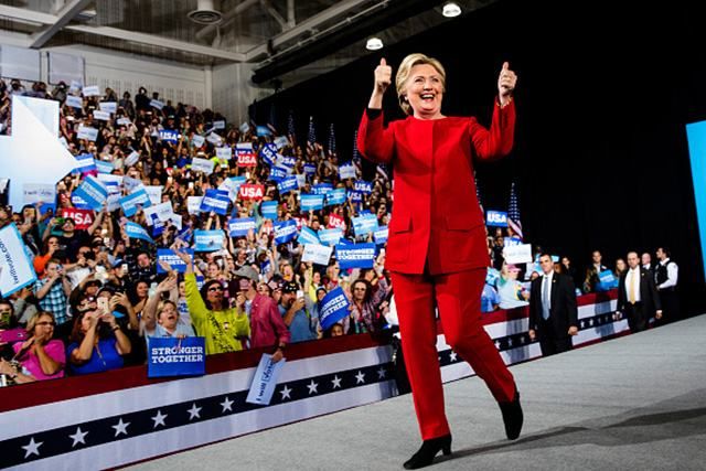 Хиллари Клинтон задумалась о карьере на телевидении Хиллари Клинтон задумалась о карьере на телевидении