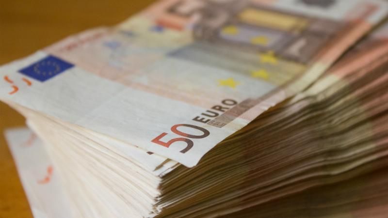 Кандидат Трампа на должность посла в ЕС спрогнозировал близкую "смерть" евро Кандидат Трампа на должность посла в ЕС спрогнозировал близкую "смерть" евро