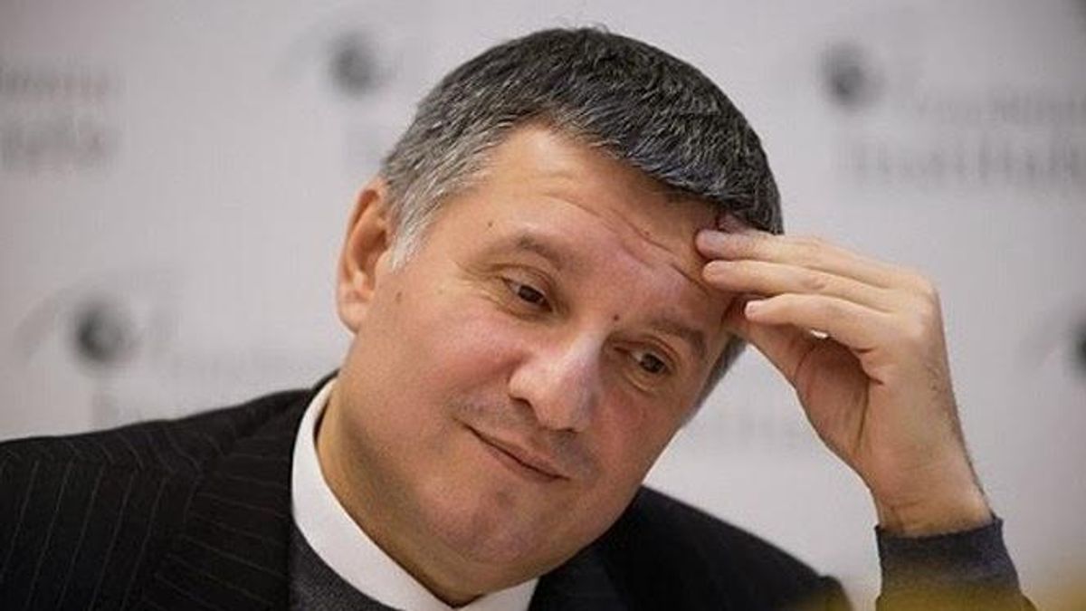 Аваков відреагував на інформацію про заміну прав кожні 5 років Аваков відреагував на інформацію про заміну прав кожні 5 років