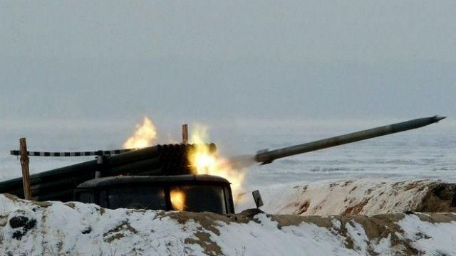 Бойовики злякались "повзучого наступу" ЗСУ – атакували по всій ліній фронту, – журналіст Бойовики злякались "повзучого наступу" ЗСУ – атакували по всій ліній фронту, – журналіст