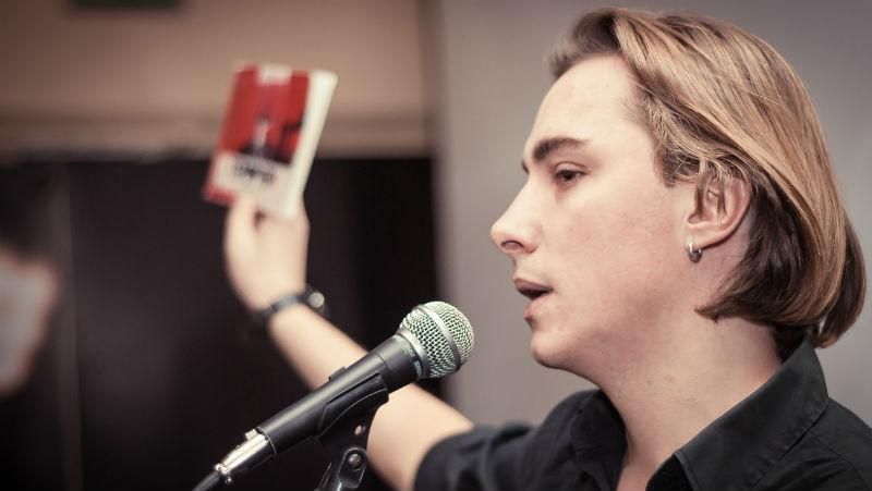 Лише на похорон Путіна, – український поет різко відповів на запрошення в Москву Лише на похорон Путіна, – український поет різко відповів на запрошення в Москву