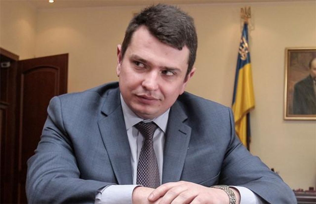 Главный антикоррупционер приобрел дорогущее авто Главный антикоррупционер приобрел дорогущее авто