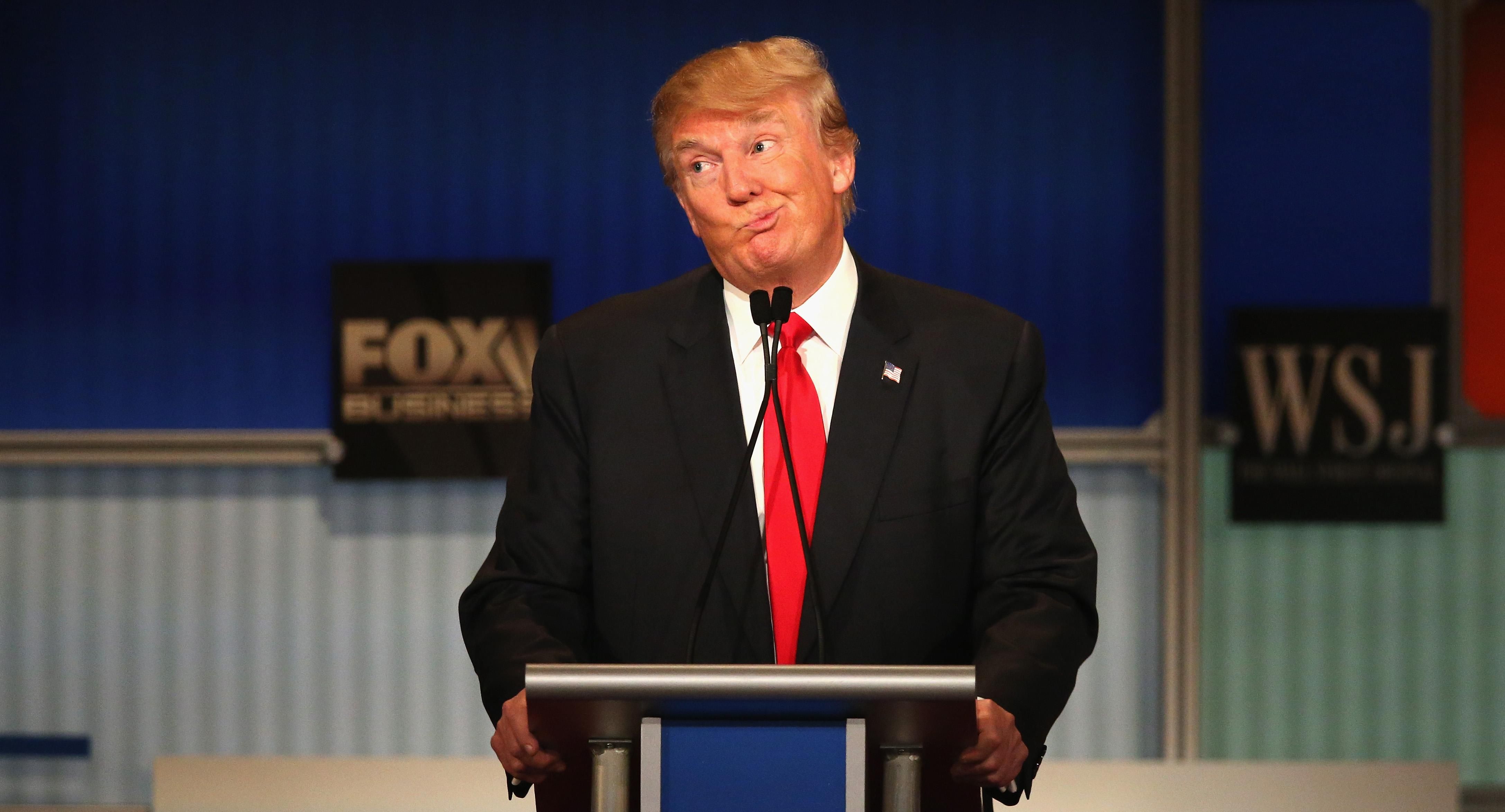 Мова може йти про зняття "кримських санкцій", – політолог про розмову Путіна з Трампом Мова може йти про зняття "кримських санкцій", – політолог про розмову Путіна з Трампом