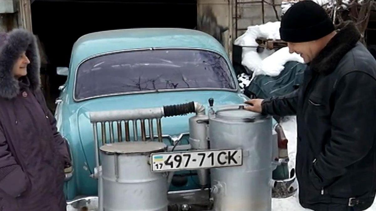 Полтавец перевел "Волгу" на дрова и ездит за копейки Полтавец перевел "Волгу" на дрова и ездит за копейки