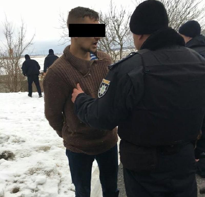 Аваков оприлюднив фото та відео погоні за стрілком на Рівненщині
