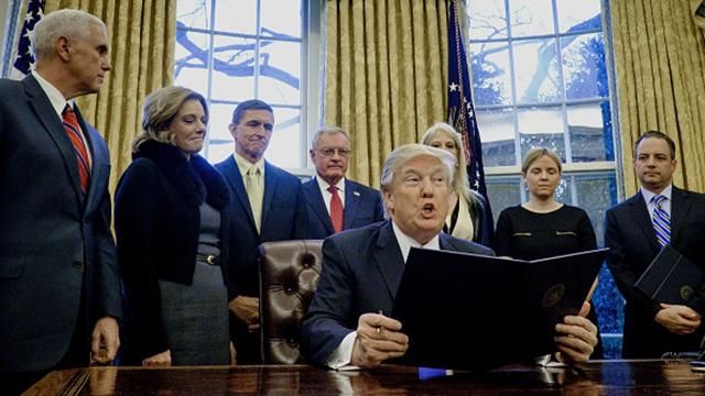 В Белом доме прокомментировали разговор Трампа с Путиным В Белом доме прокомментировали разговор Трампа с Путиным