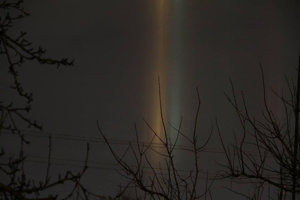 В небе оккупированного Крыма появилось необычное природное явление В небе оккупированного Крыма появилось необычное природное явление