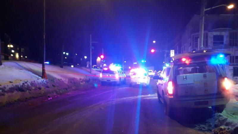 Стрілянина у мечеті в Квебеку: п'ятеро людей загинуло Стрілянина у мечеті в Квебеку: п'ятеро людей загинуло