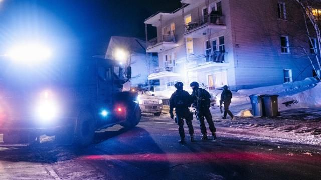 Возросло количество жертв в результате атаки на мечеть в Канаде Возросло количество жертв в результате атаки на мечеть в Канаде