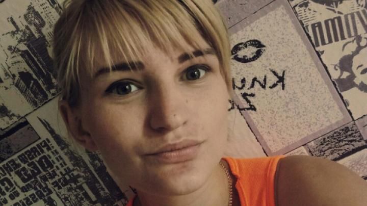 Суд продлил арест горе-матери, которая оставила своих детей на 9 дней дома одних Суд продлил арест горе-матери, которая оставила своих детей на 9 дней дома одних