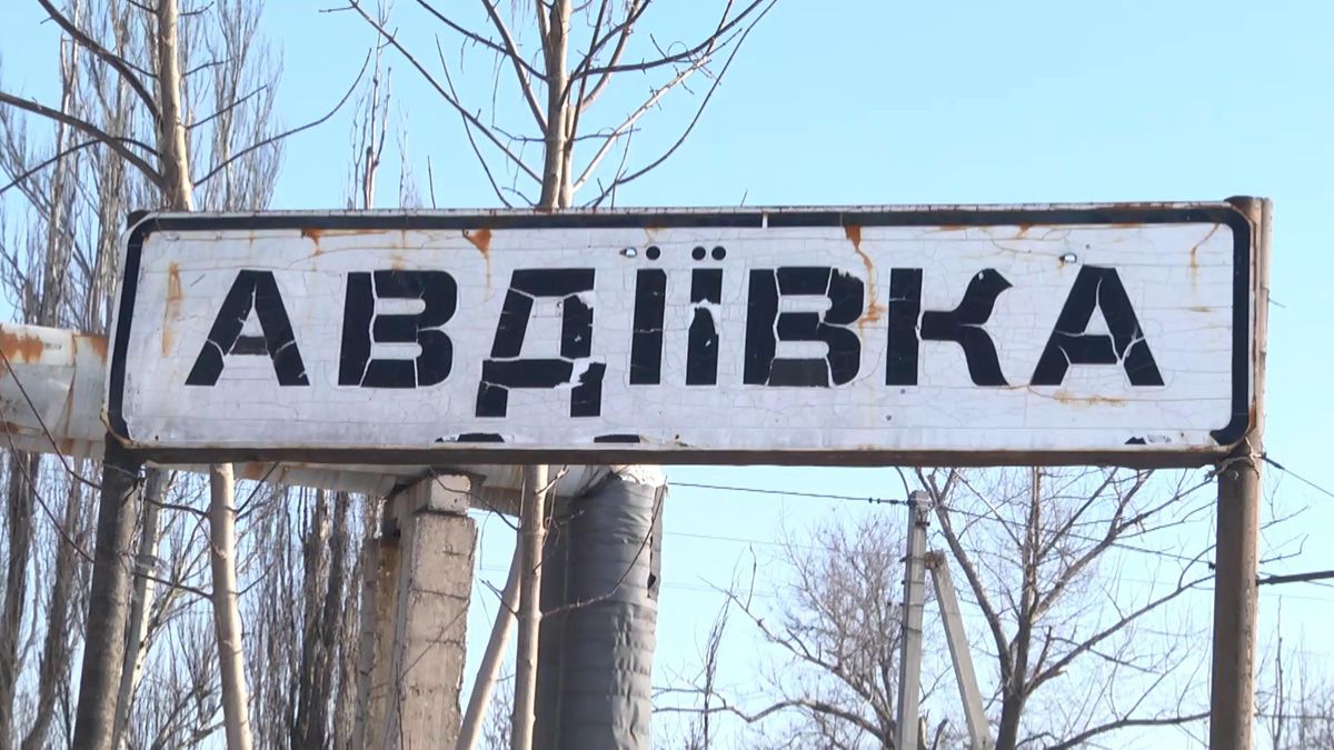 Бойовики накрили Авдіївку з "Градів": під завалами люди Бойовики накрили Авдіївку з "Градів": під завалами люди