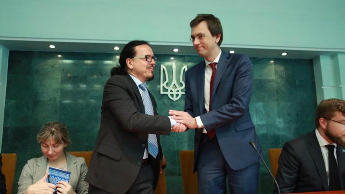 Омелян озвучил категоричное решение конфликта с Балчуном Омелян озвучил категоричное решение конфликта с Балчуном
