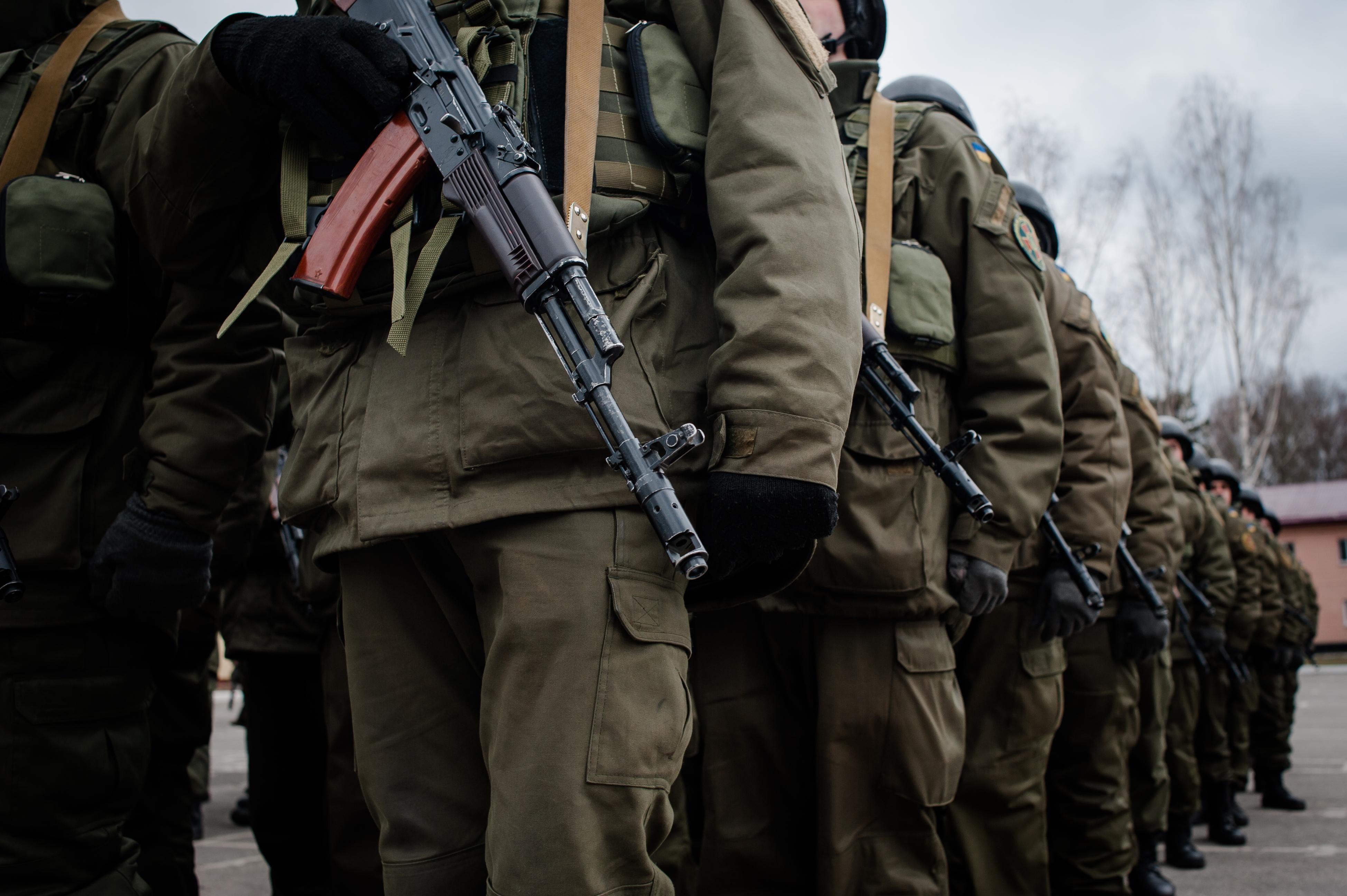 Турчинов приказал военным быть готовыми к наступлениям оккупантов