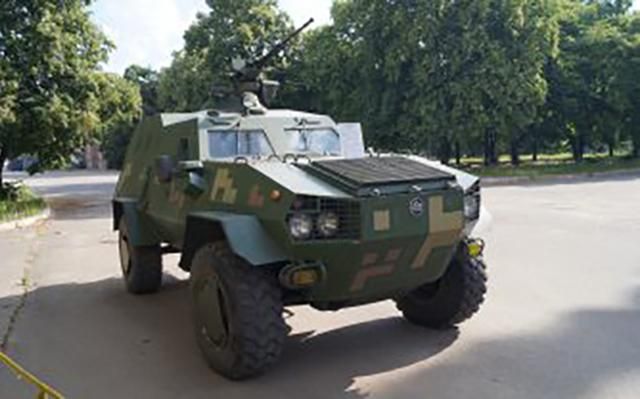 Украинская армия получит десятки броневиков "Дозор-Б" от "Укроборонпрома"