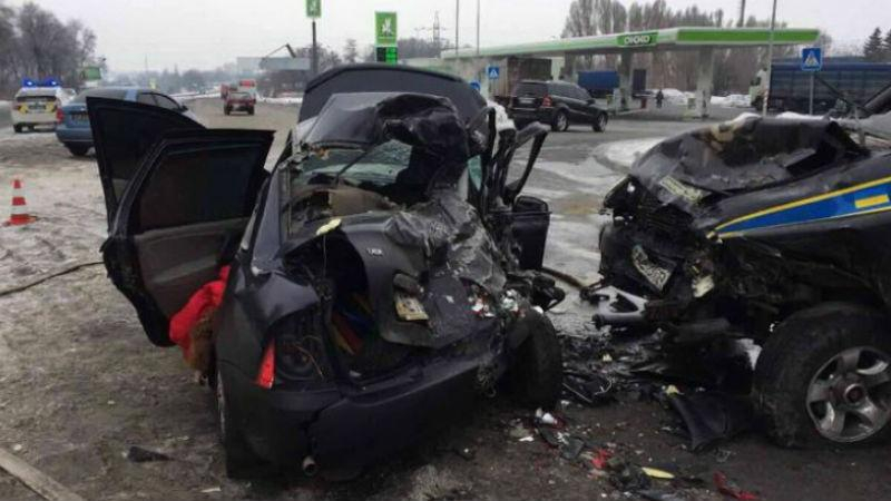 Трое молодых людей погибли в ужасном ДТП: опубликовали фото аварии (18+)