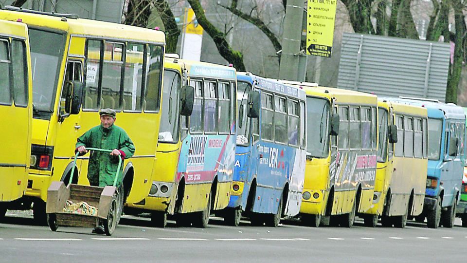 Какие опасности для пассажиров несут маршрутки в Украине Какие опасности для пассажиров несут маршрутки в Украине