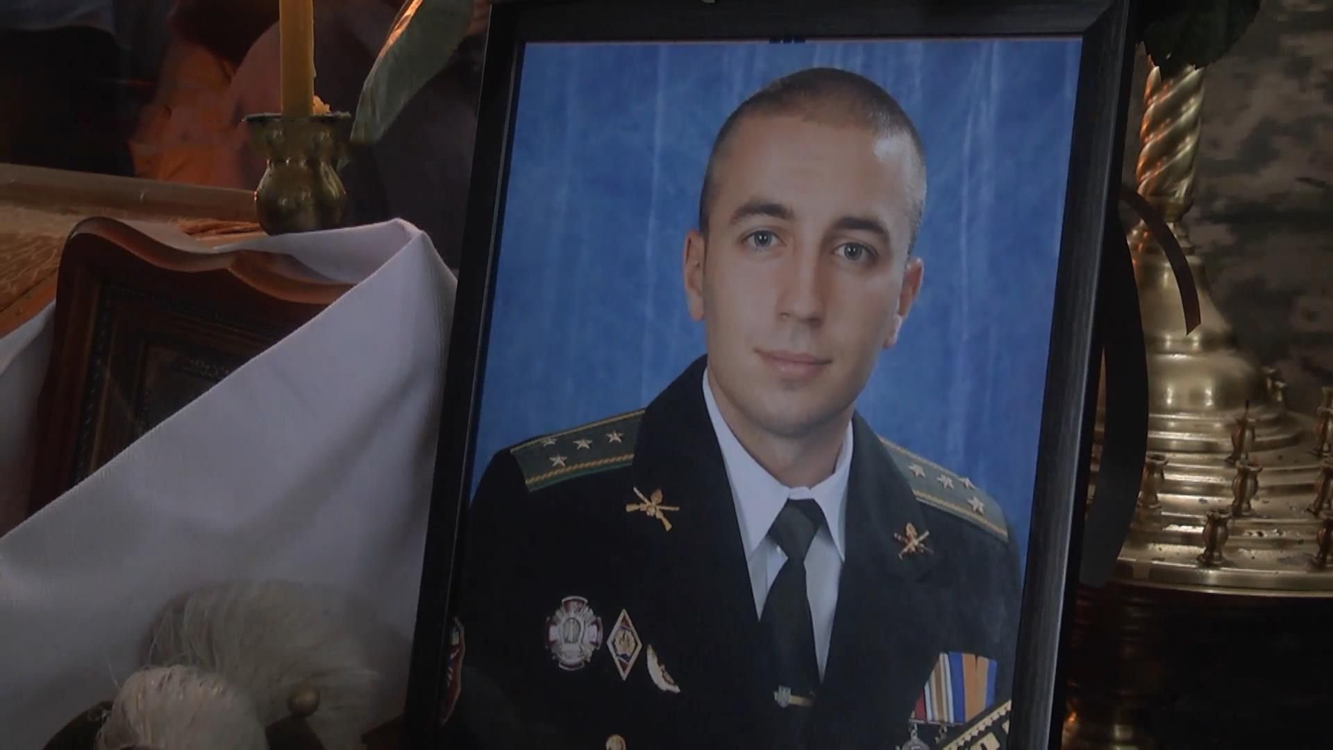 Як проводжали в останню путь захисників Авдіївки Як проводжали в останню путь захисників Авдіївки