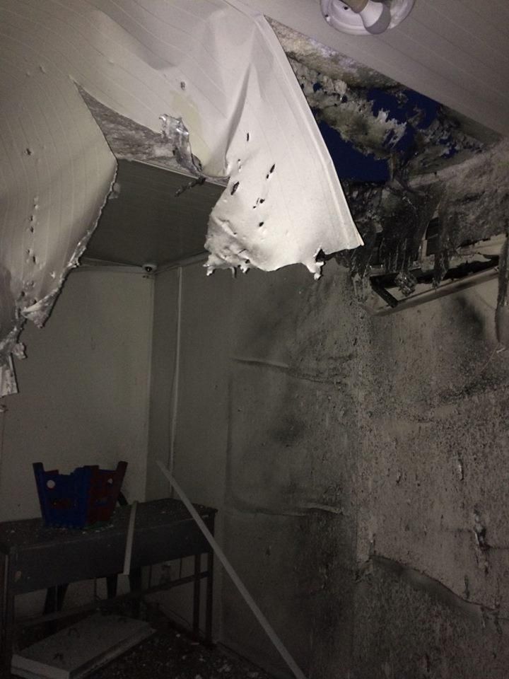 Прикордонники показали фото наслідків обурливих обстрілів бойовиків Прикордонники показали фото наслідків обурливих обстрілів бойовиків