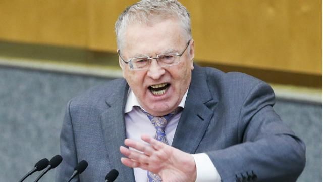 Жириновский сравнивает себя с Трампом и идет в президенты Жириновский сравнивает себя с Трампом и идет в президенты