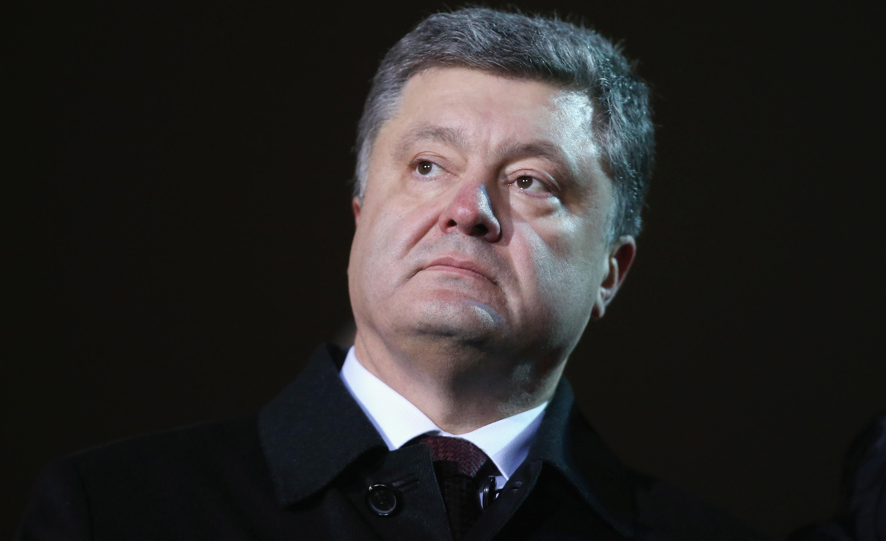 Порошенко начал разговор с Трампом