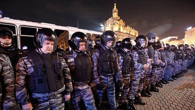 Підозрюваного у побитті євромайданівців "беркутівця" випустили з під варти Підозрюваного у побитті євромайданівців "беркутівця" випустили з під варти