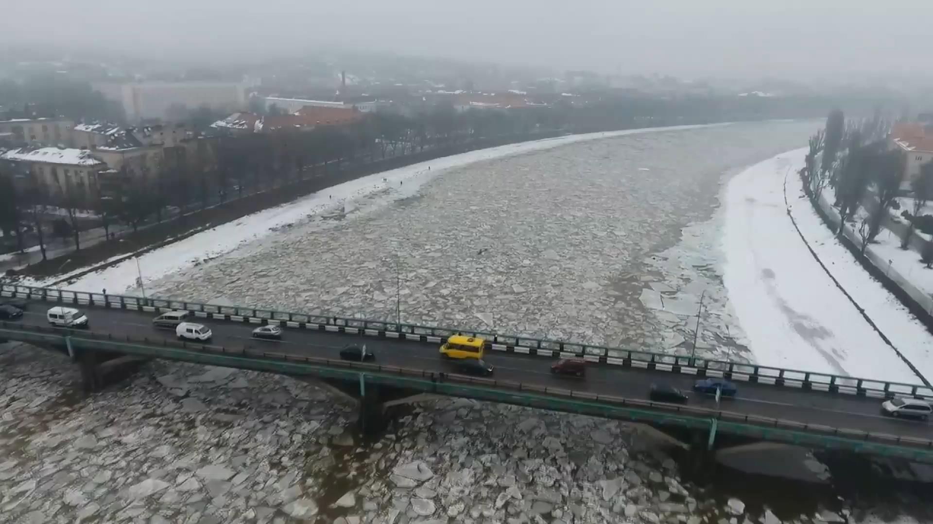 На Закарпатті борються з наслідками руйнівної повені