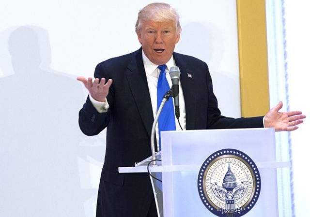 Google та Facebook подали до суду на скандальний указ Трампа Google та Facebook подали до суду на скандальний указ Трампа