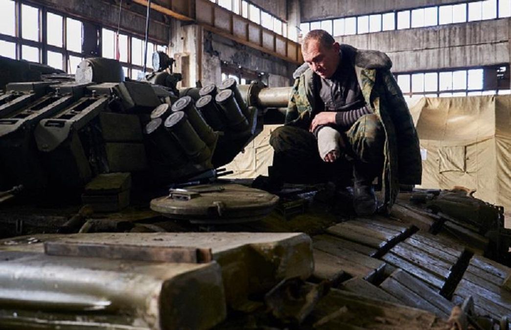 Бои возле Авдеевки: боевики оставляют убитых на поле боя Бои возле Авдеевки: боевики оставляют убитых на поле боя