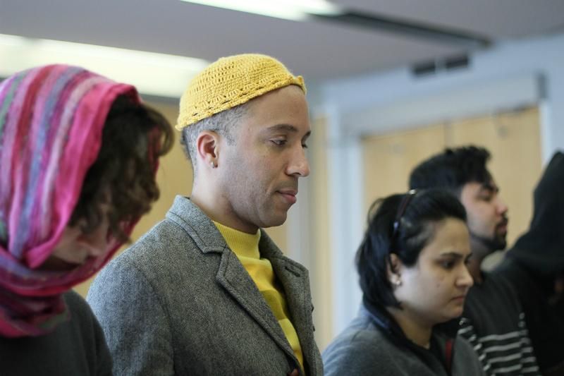 Ризикований фотопроект: як мусульмани поєднують іслам та ЛГБТ
Ризикований фотопроект: як мусульмани поєднують іслам та ЛГБТ