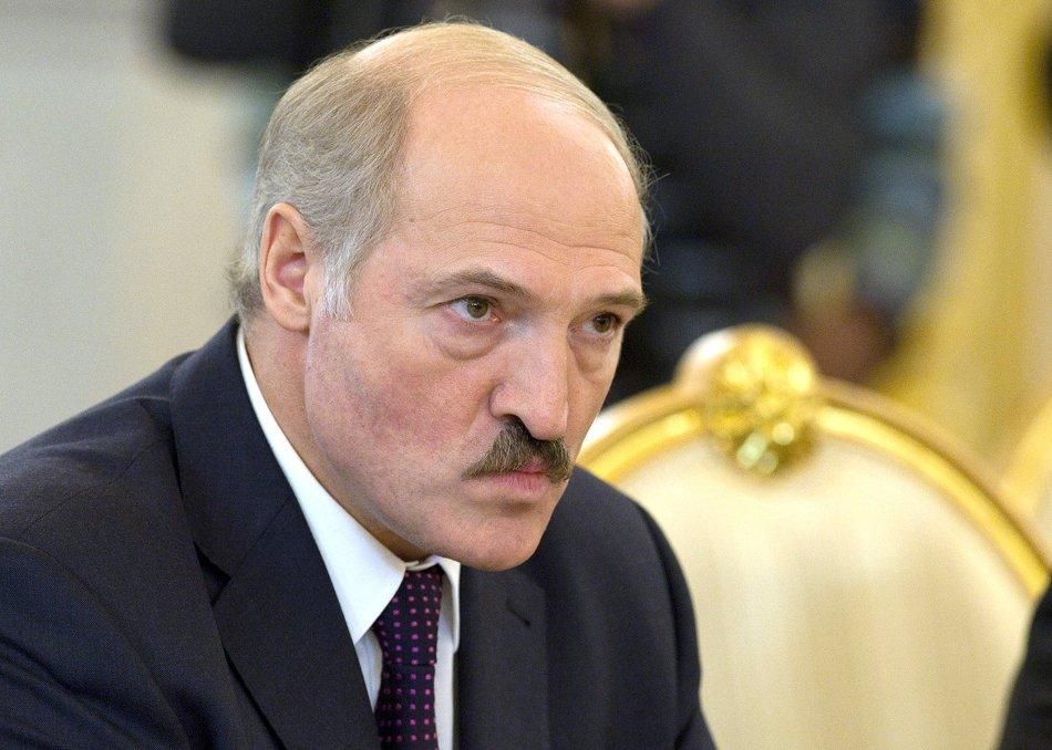 Путин по отношению к "союзной" Беларуси ведет себя как медведь, – политолог