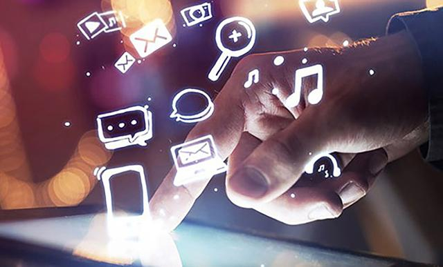 В США у прибывших людей могут требовать пароли к соцсетям