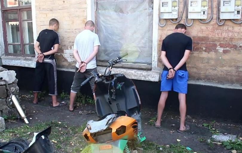 Одного из так называемых "министров" террористов подозревают в похищении детей Одного из так называемых "министров" террористов подозревают в похищении детей