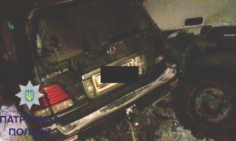 У смертельне ДТП потрапили Lexus та бензовоз: опублікували фото У смертельне ДТП потрапили Lexus та бензовоз: опублікували фото