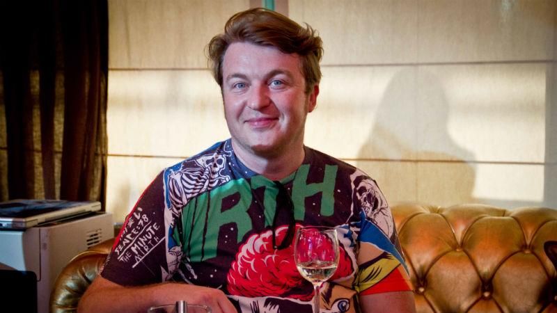 Український дизайнер вразив відвертим показом з оголеними моделями (18+) Український дизайнер вразив відвертим показом з оголеними моделями (18+)