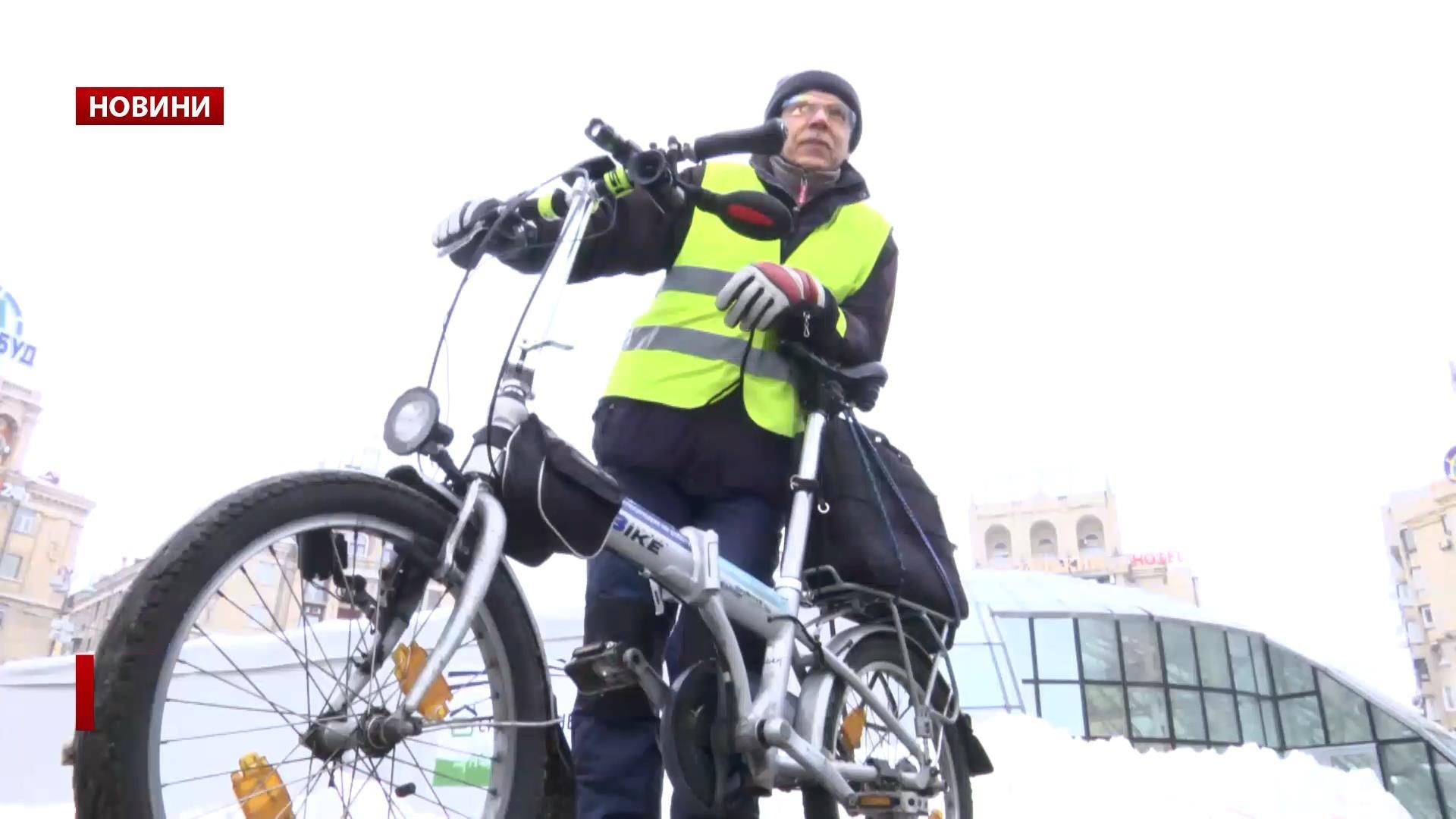 Велосипедом на роботу: чи можливо таке в Києві взимку