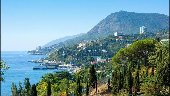 Кримська влада забирає землю у росіян на анексованому півострові Кримська влада забирає землю у росіян на анексованому півострові