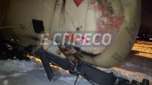 Два грузовых поезда столкнулись в Киеве: многие вагонов сошли с рельсов Два грузовых поезда столкнулись в Киеве: многие вагонов сошли с рельсов