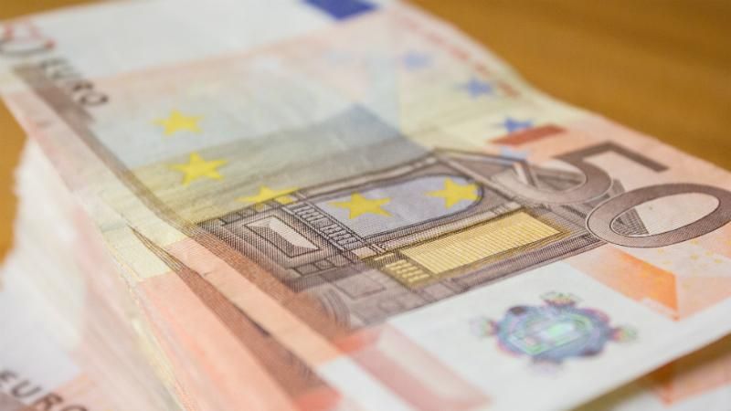 Как отличается минималка в странах ЕС: от 2000 до 200 евро Как отличается минималка в странах ЕС: от 2000 до 200 евро