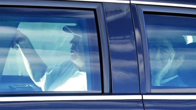 Президентский гольф: как Трамп развлекал японского премьера